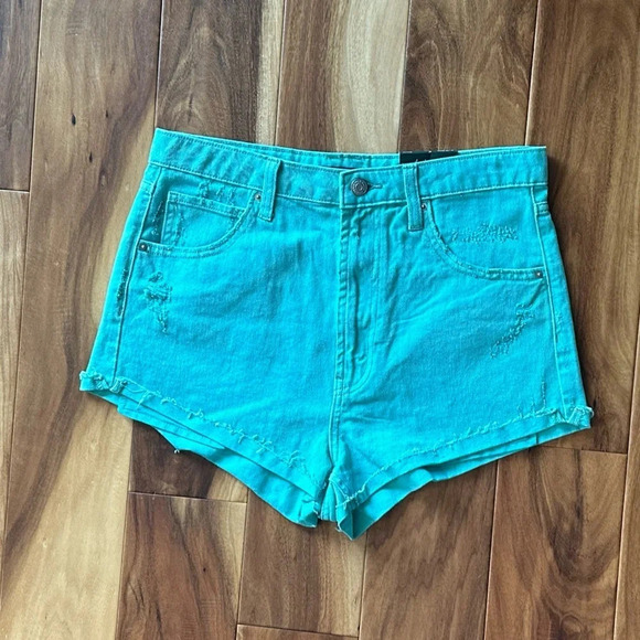 NWT Wild Fable Teal High Rise Shorts size 8 - Picture 1 of 3